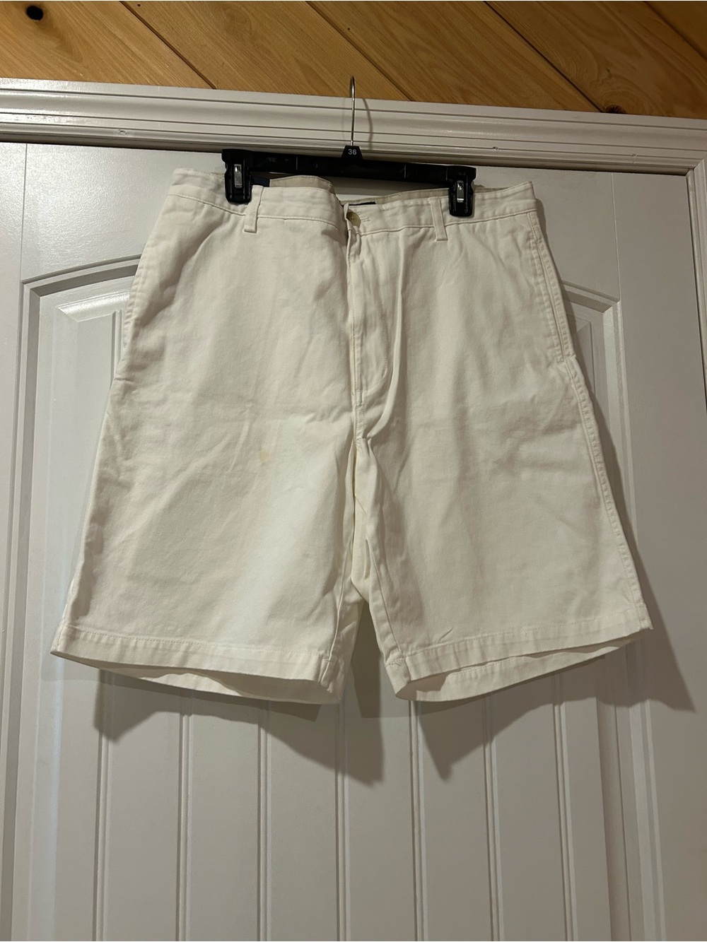 Chaps Men's White Flat-Front Cotton Shorts
